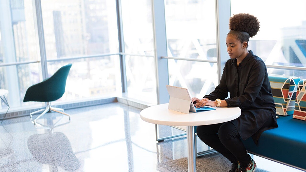 Women working in laptop