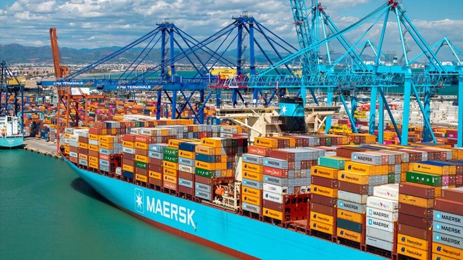 Evelyn Maersk at Valencia port